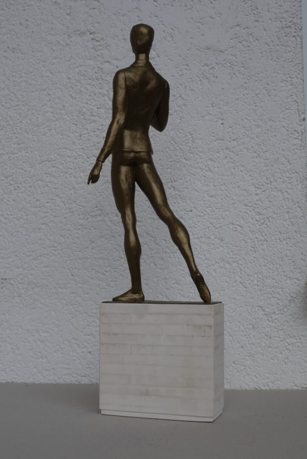 Māris Liepa skulptūra